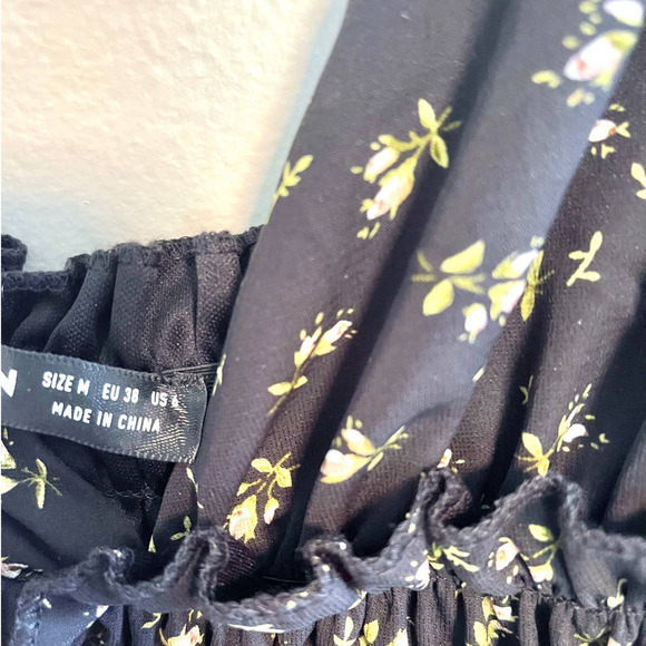 Shein Floral Print Smocked Waist Mini Dress | Black Size M - Picture 5 of 6